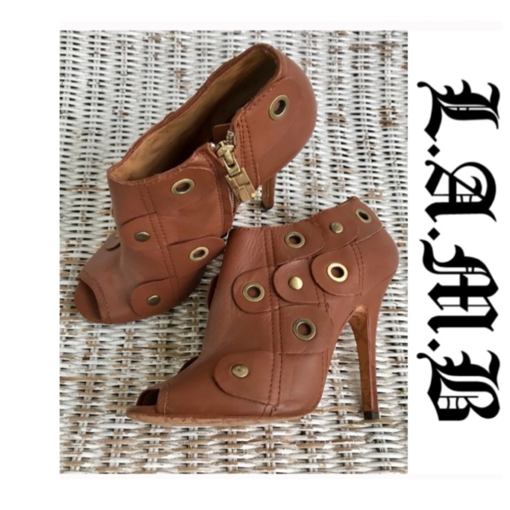 {l.a.m.b.} « joelle » peep-toe brown leather ankle booties